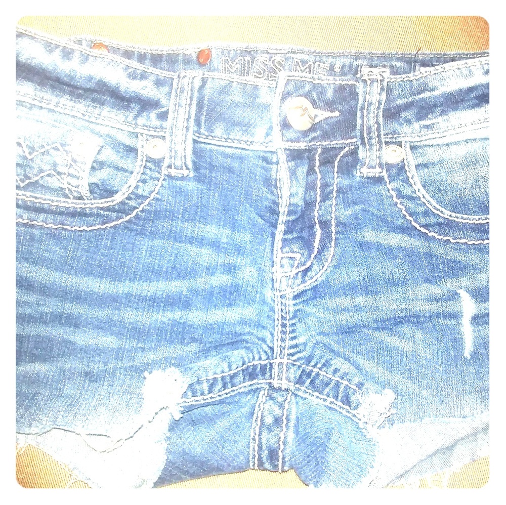 Miss Me cut off jean shorts